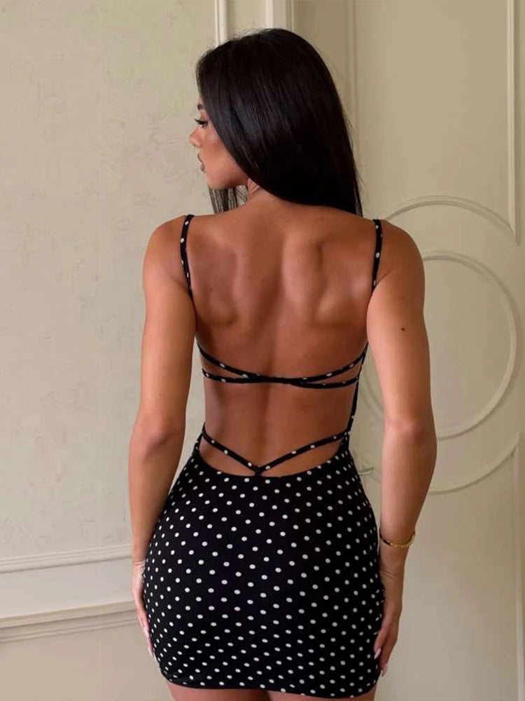 👉 Vestido Mini de Lunares Elegante y Cómodo