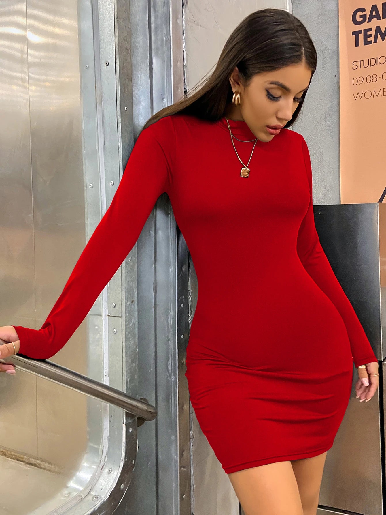 👉 Vestido Ajustado Rojo Manga Larga Elegante