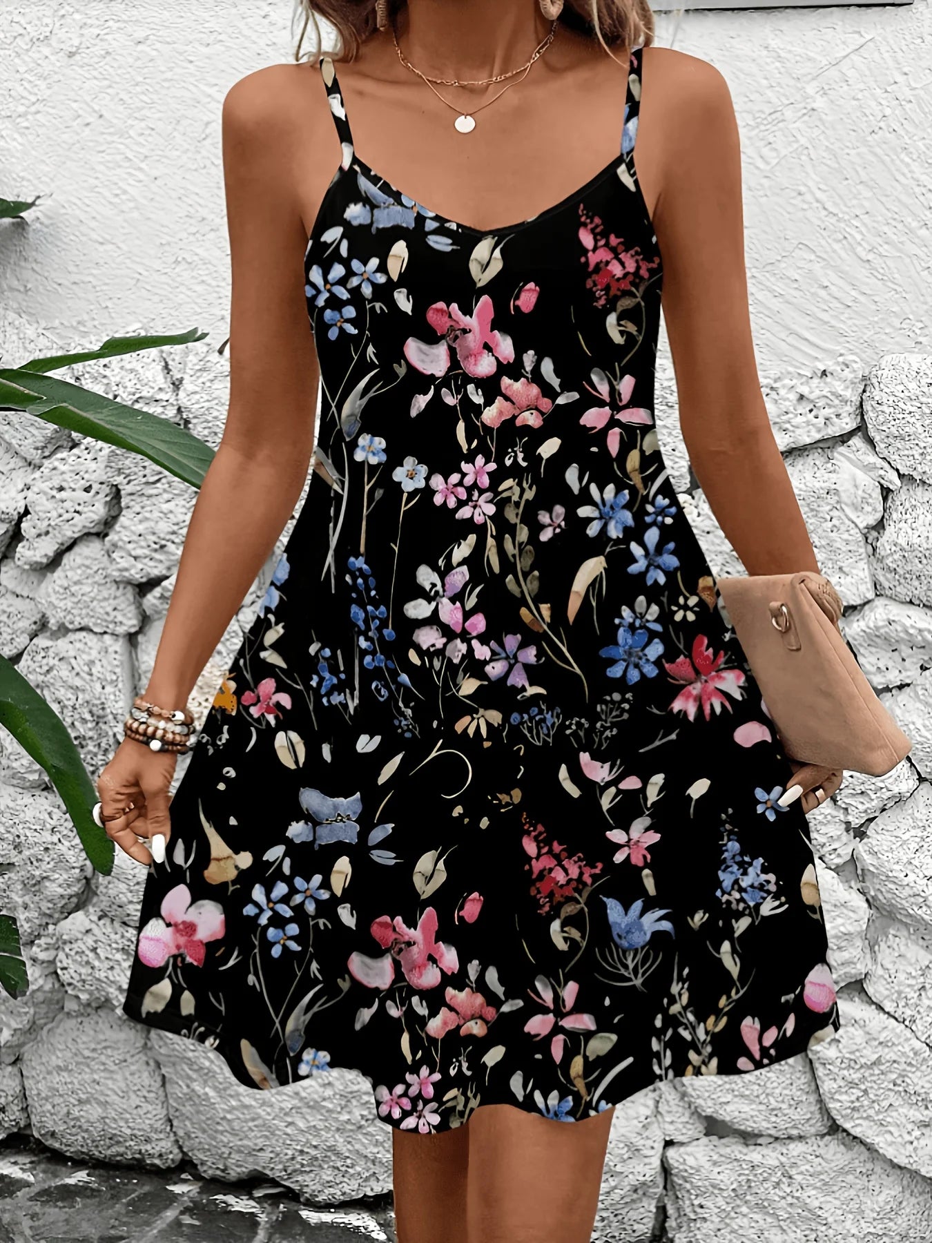 Casual, simple floral print maxi dress for women with sleeveless design